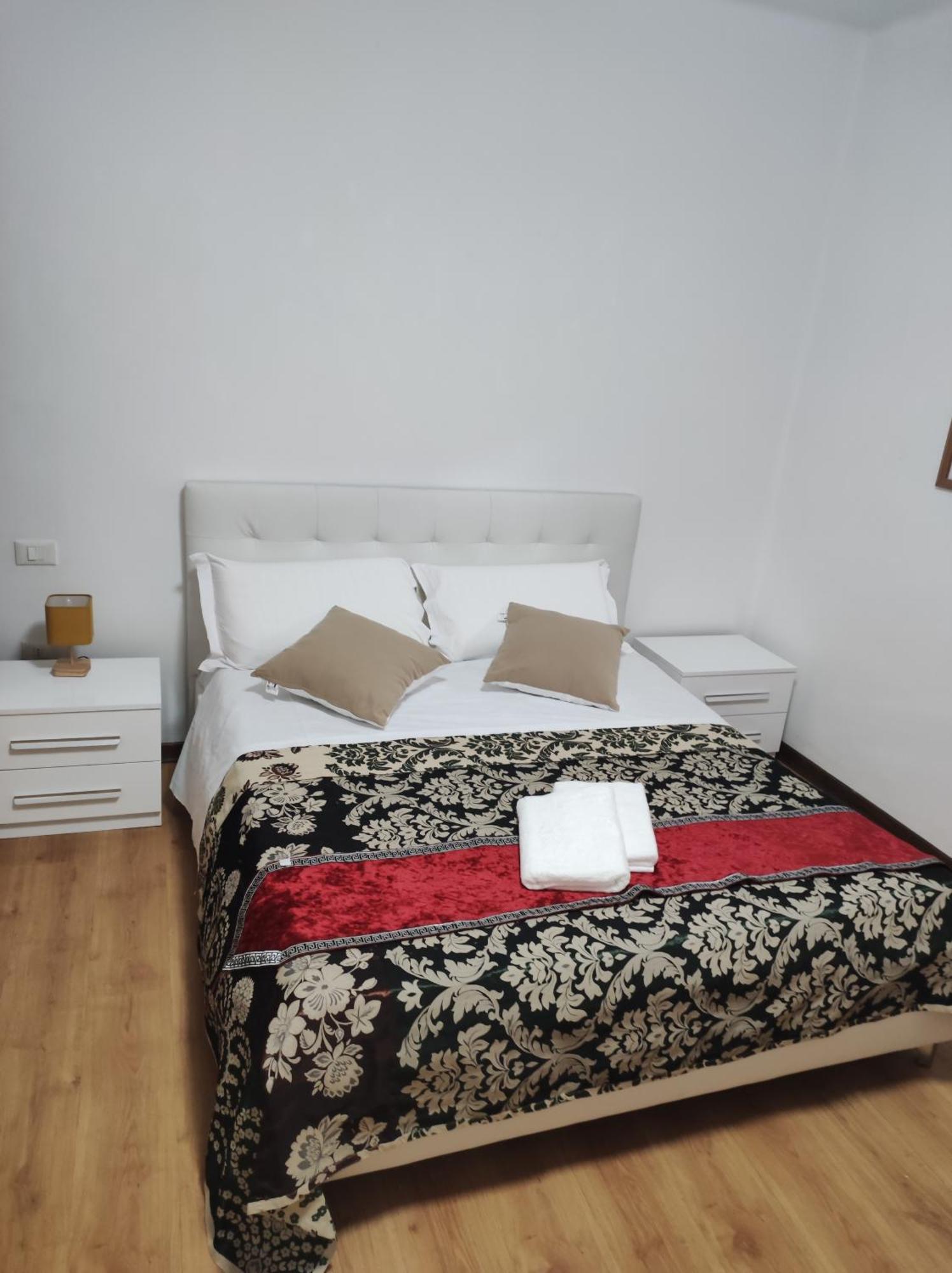 Abc Guest House Mestre Extérieur photo