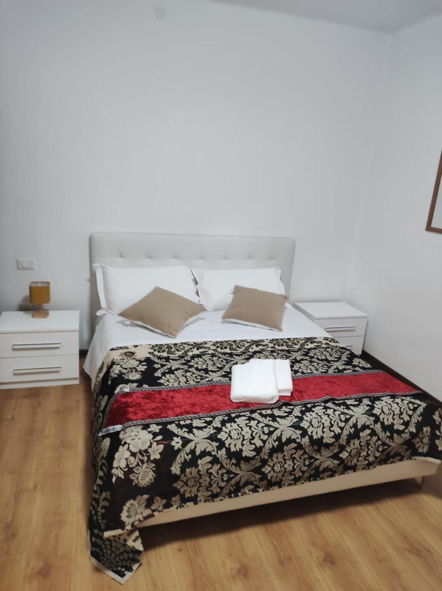 Abc Guest House Mestre Extérieur photo